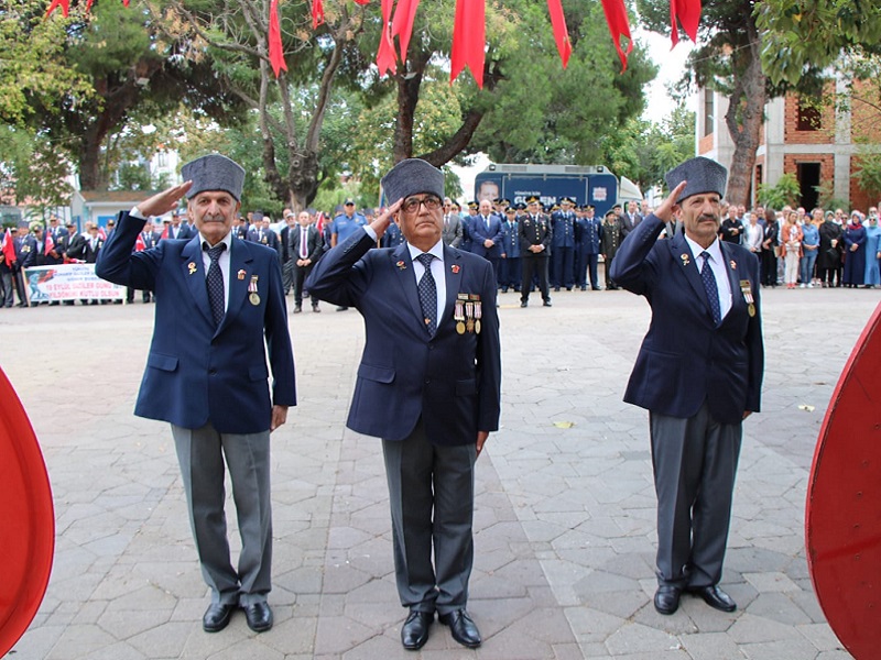 Gönen İlçesinde 19 Eylül Gaziler Günü Kutlandı