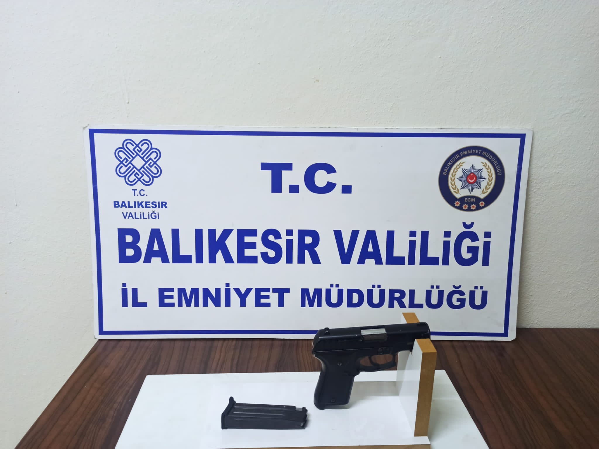 İl Genelinde 17 Aranan Şahıs Yakalandı, 9 Şahıs Tutuklandı