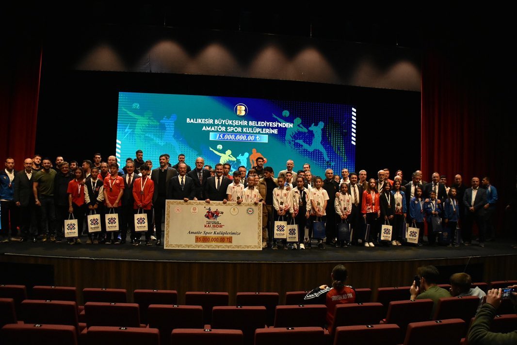 Balıkesir’de 2022 Mahalle Ligi Paneli Düzenlendi