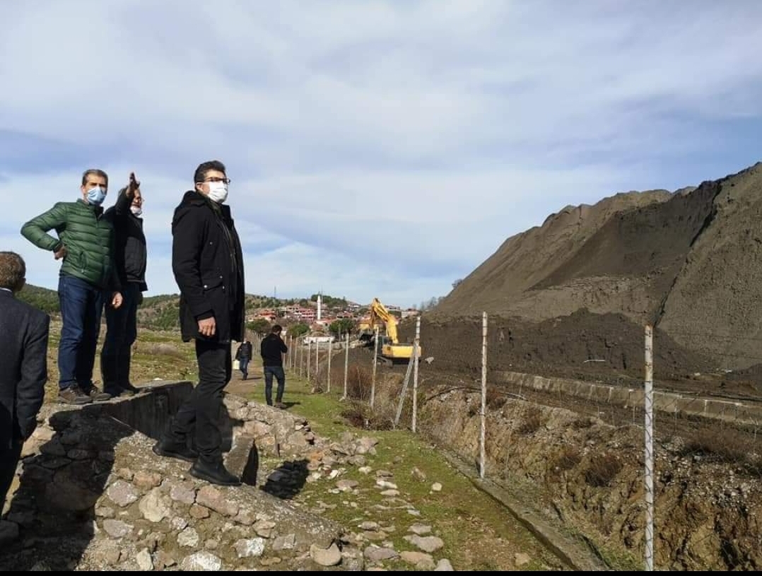 CHP’li Ensar Aytekin: “Bakanlık Ayvalık’ta Çevre Katliamına Onay Verdi”
