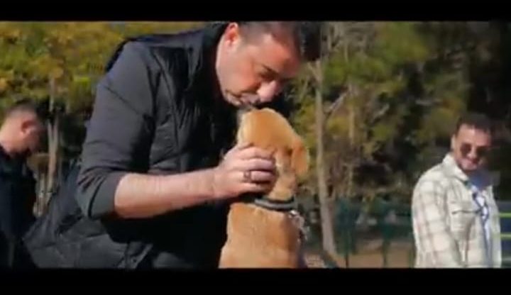 Eğlenmek Can Dostlarında Hakkı