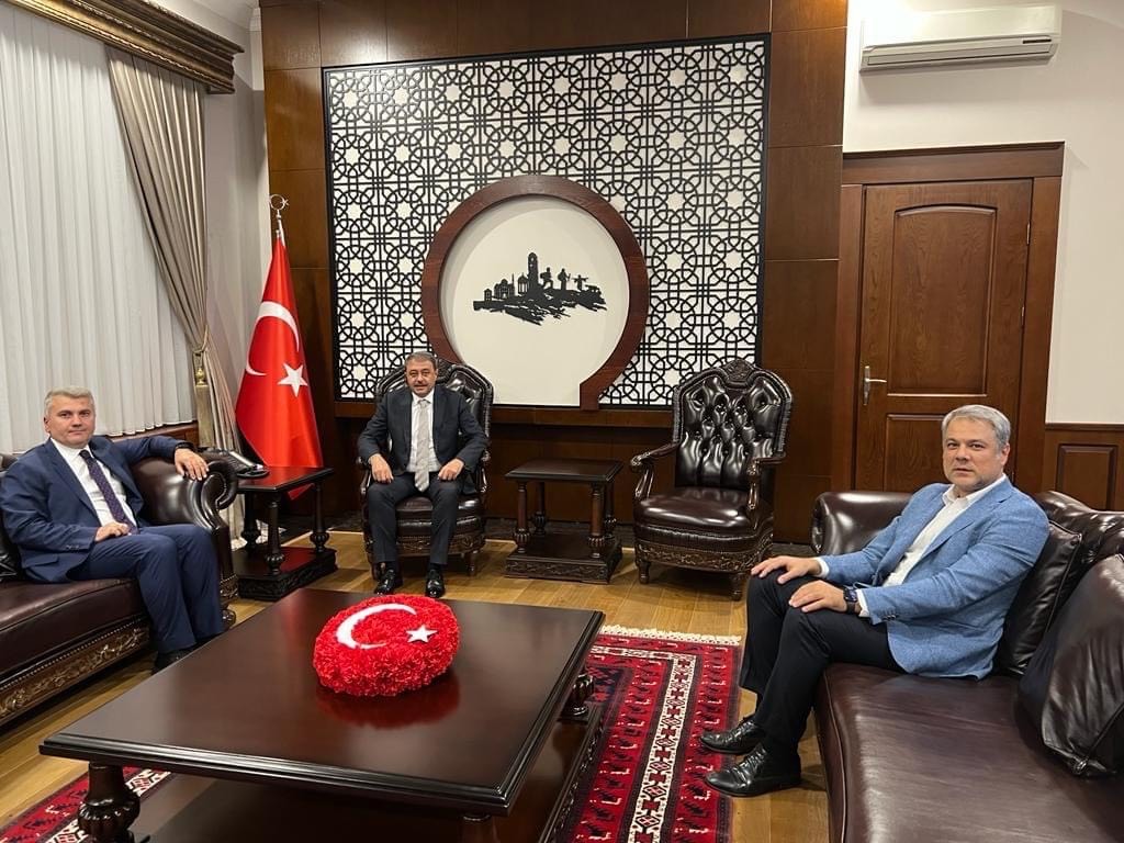 Milletvekili Canbey’ den Gençlik Projesine Destek