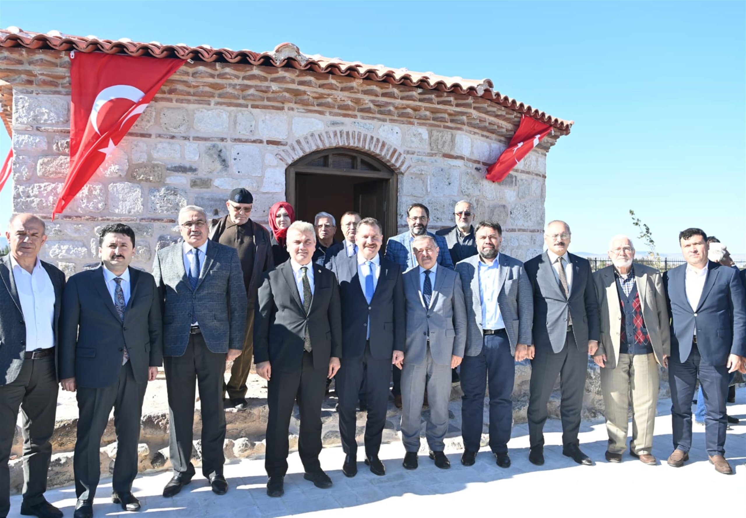 Balıkesir’de Fatma Sultan Türbesi Ziyarete Açıldı