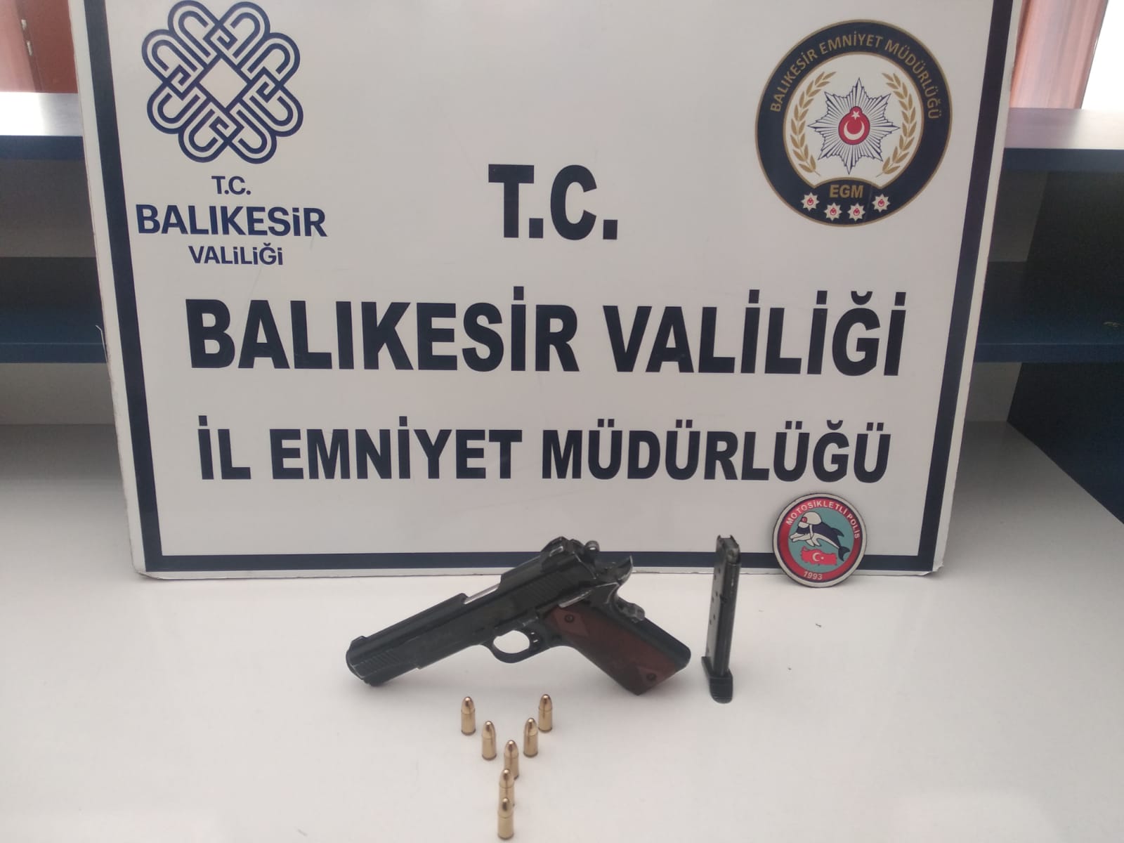 İl Genelinde 29 Aranan Şahıs Yakalandı Ve Çok Sayıda Silah Ele Geçirildi