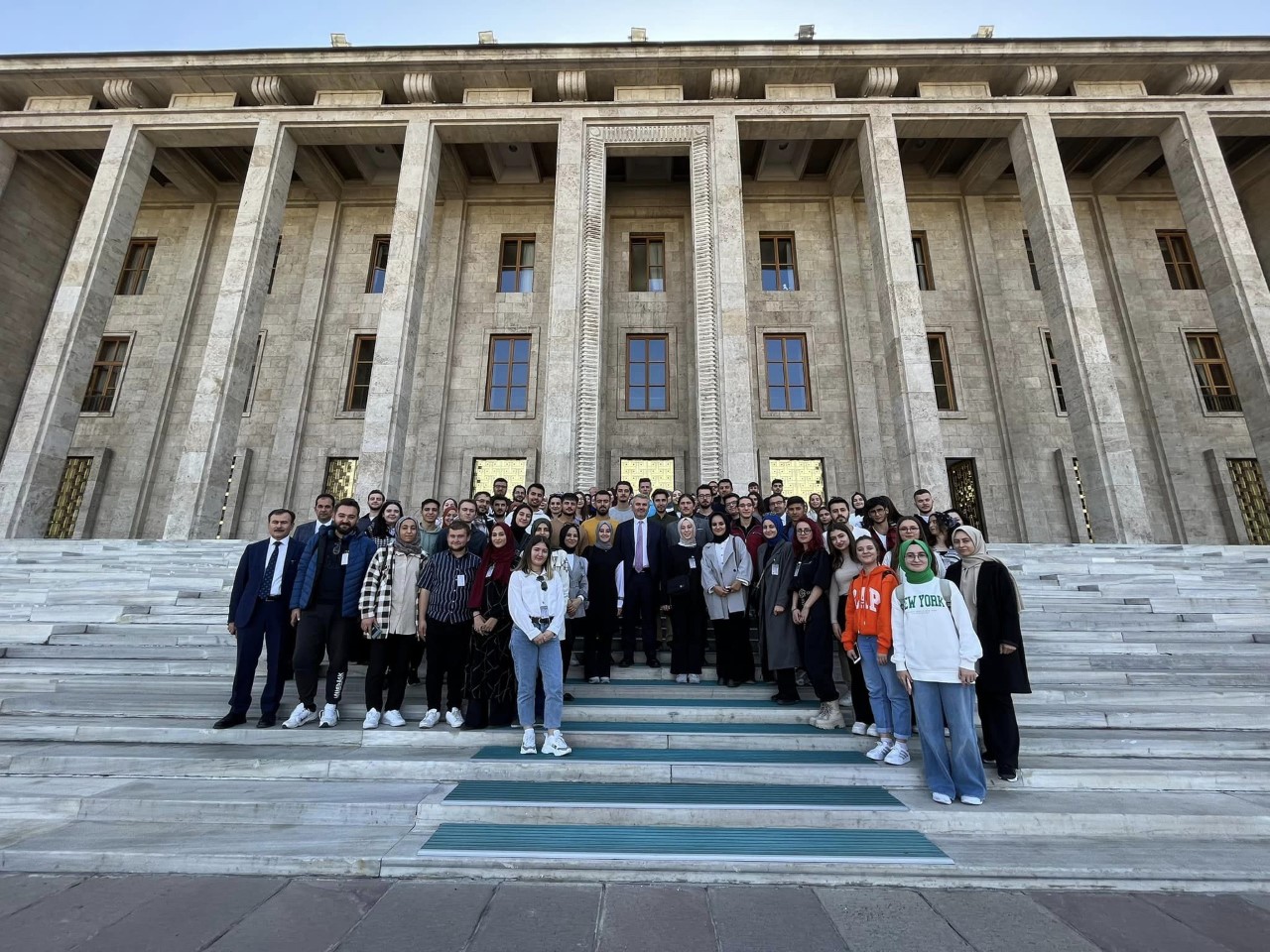 Gençler Canbey’i Seviyor