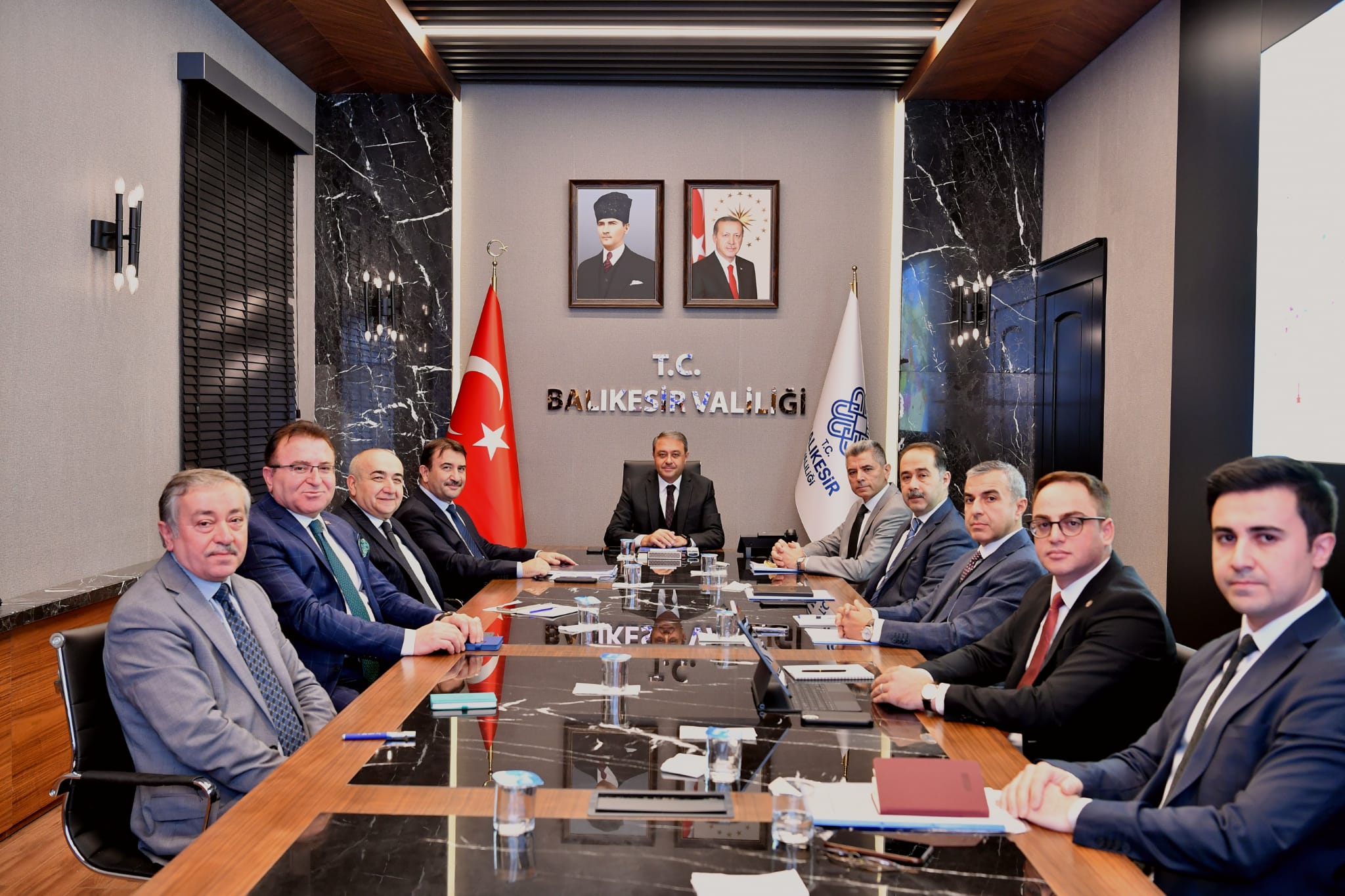 İlçelerin 2022 Yılı Çalışmalarını Değerlendirdi