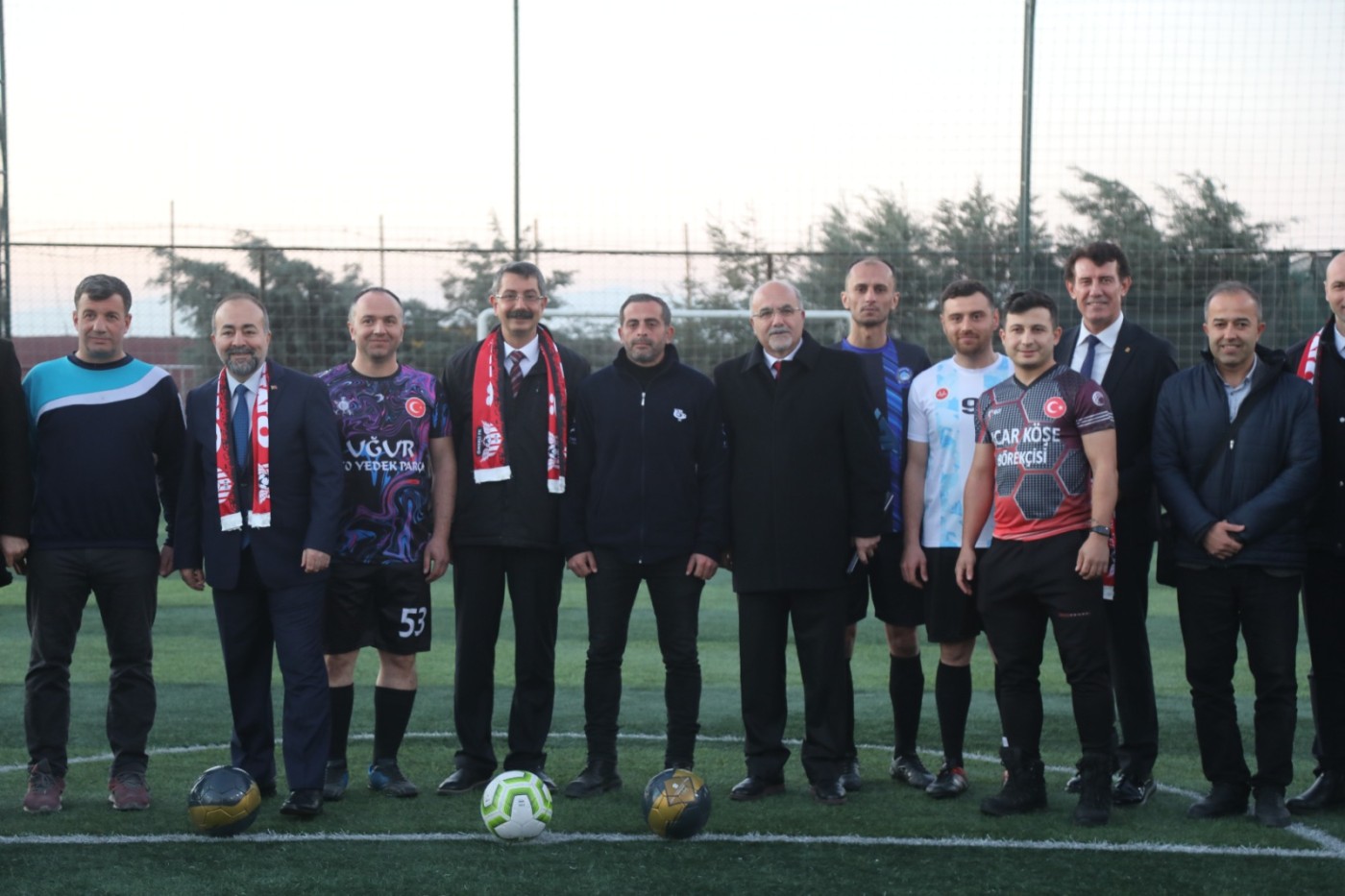 Bandırma’da Mahalle Ligi Futbol Turnuvası Başladı