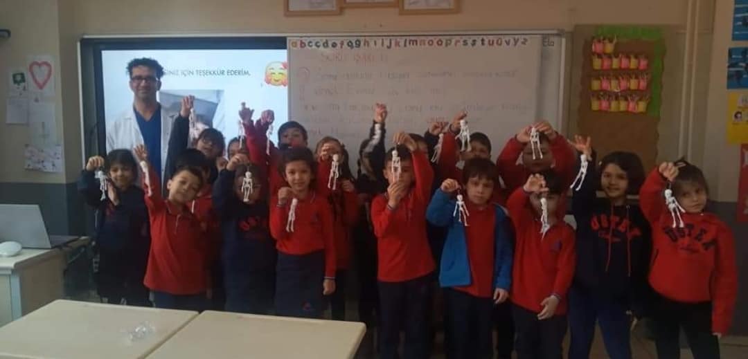 Üstek Koleji’nden ‘Ailem Sınıfımda’ etkinliği İlgi Görüyor