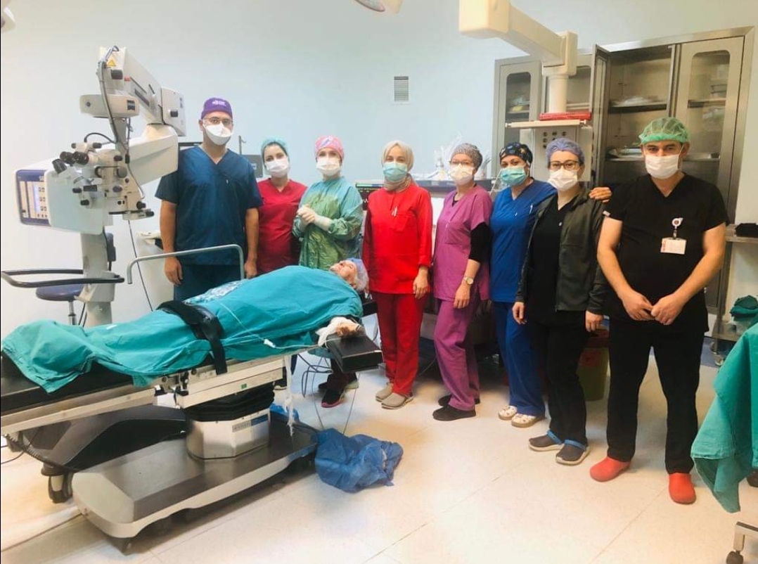 Balıkesir Atatürk Şehir Hastanesinde İlk Kez Kornea Nakli Yapıldı