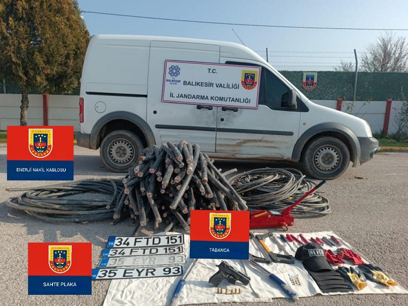 Jandarma Hırsızlıktan 5 Şüpheli Gözaltına Alındı