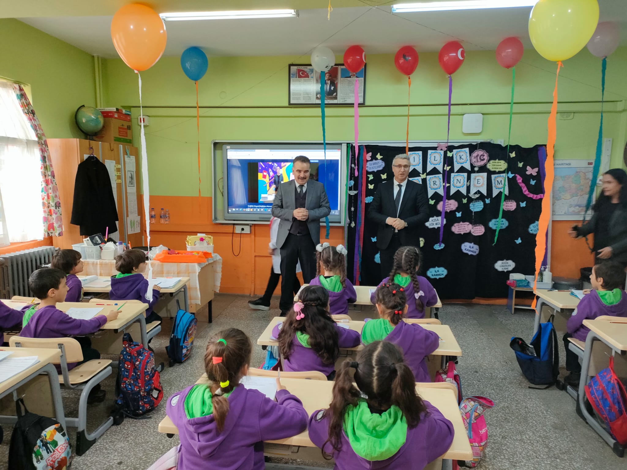 Kaymakam Odabaş akçay Nihat Tansoy İlkokulu’ nda Karne Törenine Katıldı