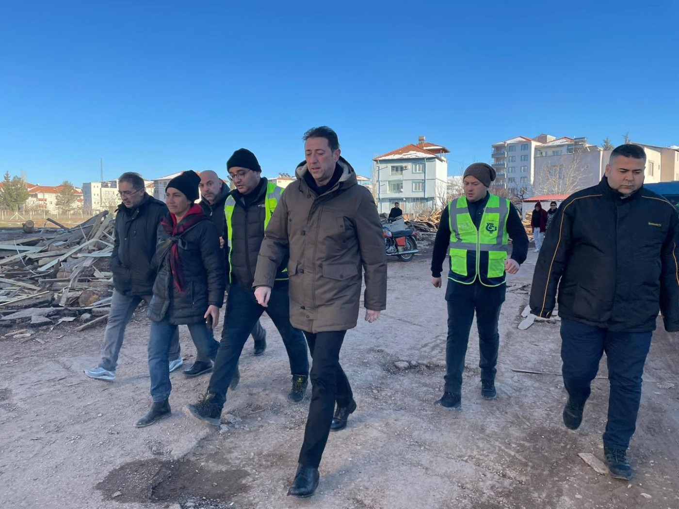 Bandırma’ dan Adıyaman Barınma İhtiyacına 150 Adet Çadır Yardımı