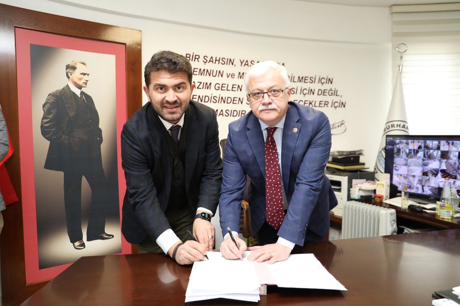 Burhaniye Belediyesi Memur Maaşlarını İyileştirme Yapıldı