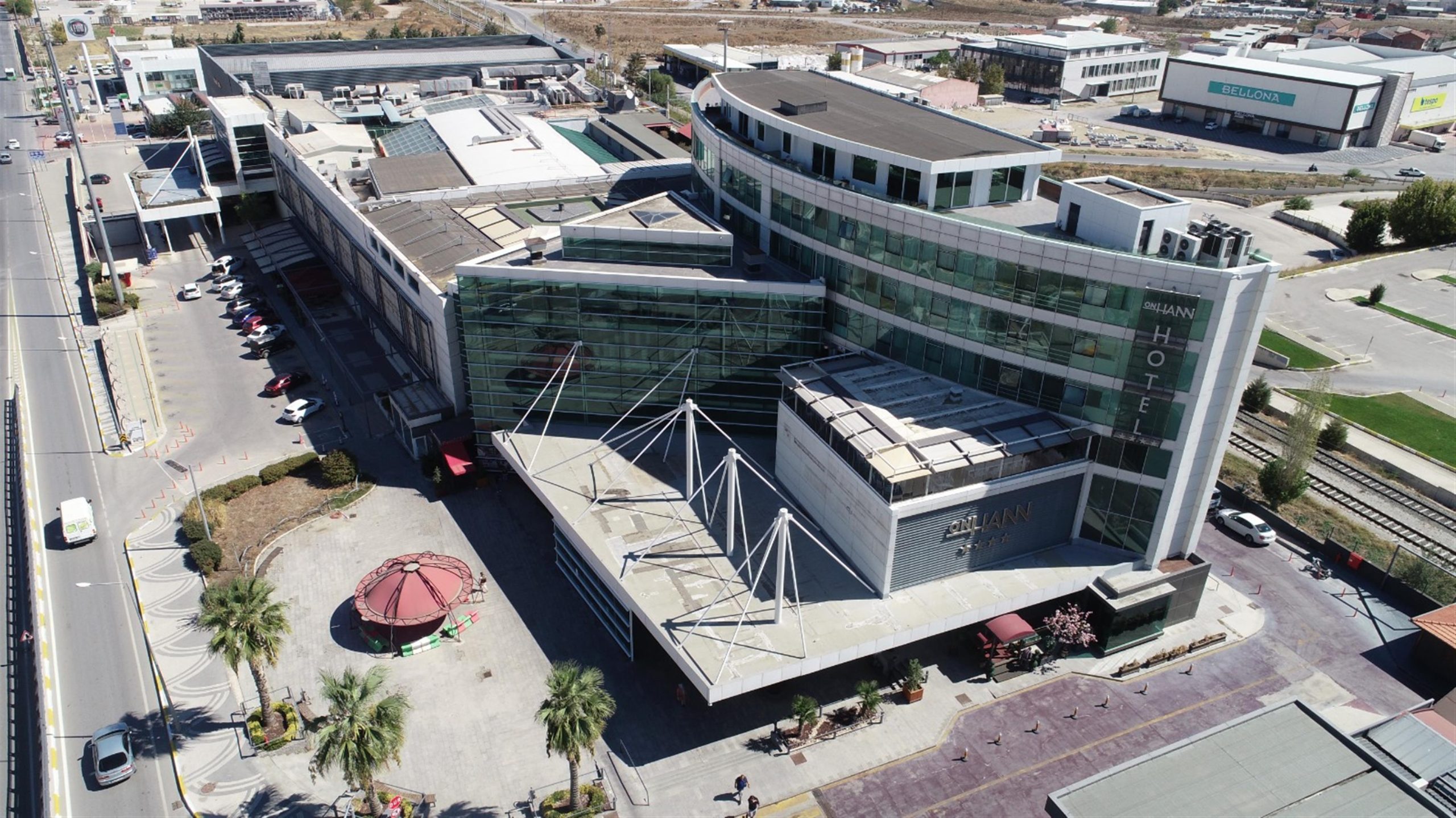 Büyükşehir Belediyesi, Valilik ve AFAD’ın Kurumlar Arası Dayanışması Türkiye’ye Örnek Oluyor.