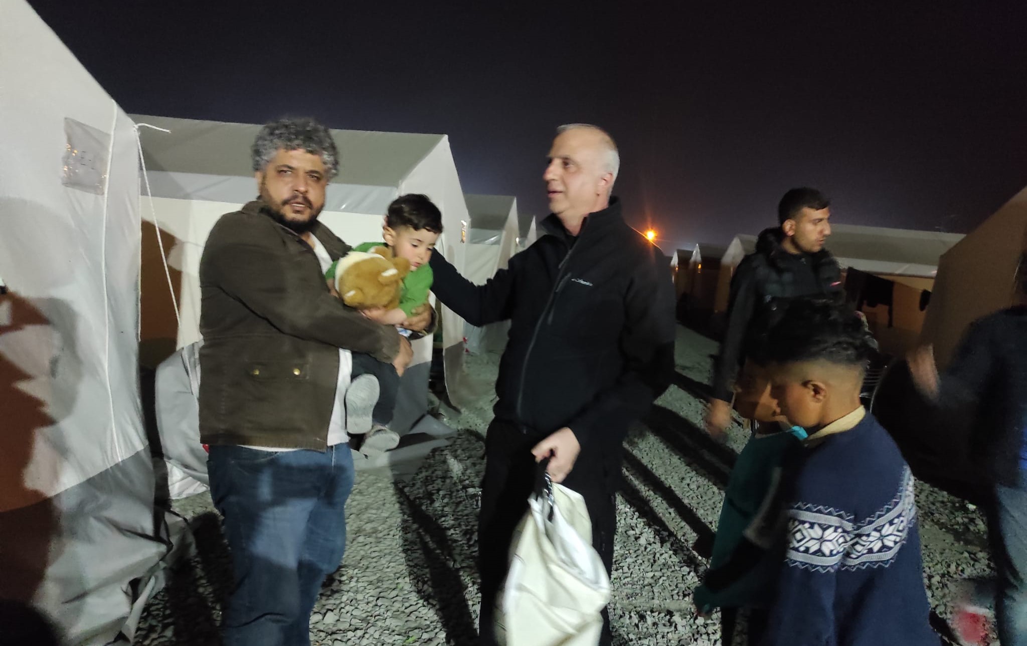 Ayvalık Belediyesinden Depremzede Çocukların Yüzünü Güldürecek Bir Çalışmaya İmza Attı