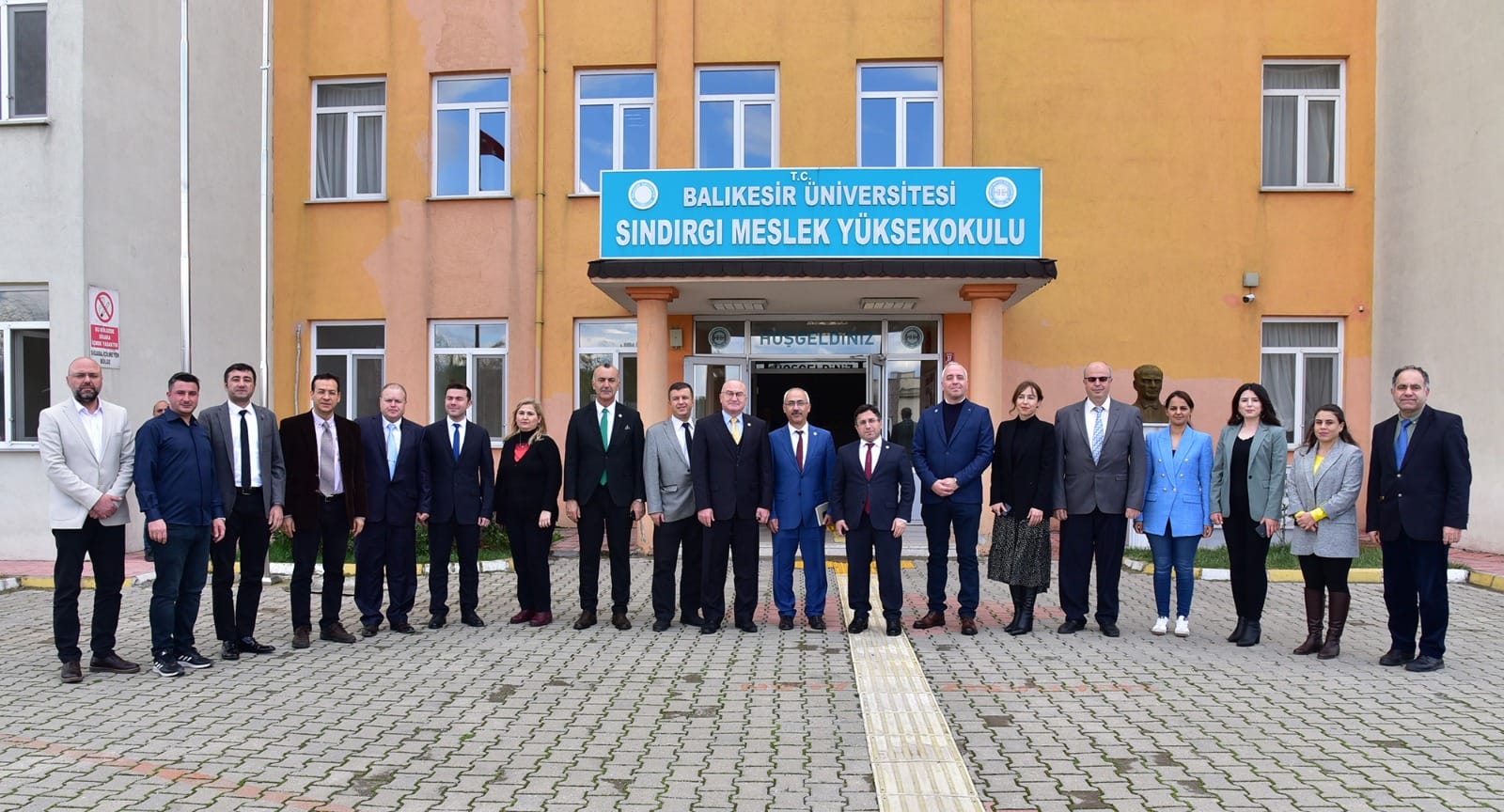 BAÜN Rektörü Prof. Dr. Yücel Oğurlu ’dan; Kepsut MYO, Sındırgı MYO ve Bigadiç MYO’ya Ziyaret