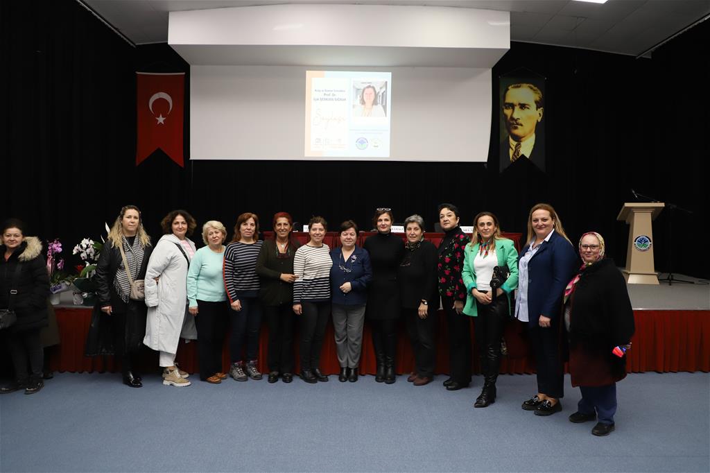 8 Mart Dünya Kadınlar Gününde Kalp ve Damar Cerrahisi Prof. Dr. Işık Şenkaya Sığnak’ a Büyük İlgi