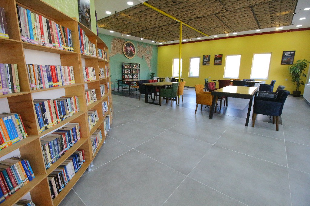 P. Uzm. Çvş. Hasan Öztürk Millet Kütüphanesi Farklı Konsepti İle Türkiye’de de Bir İlk Olma Özelliği Taşıyor