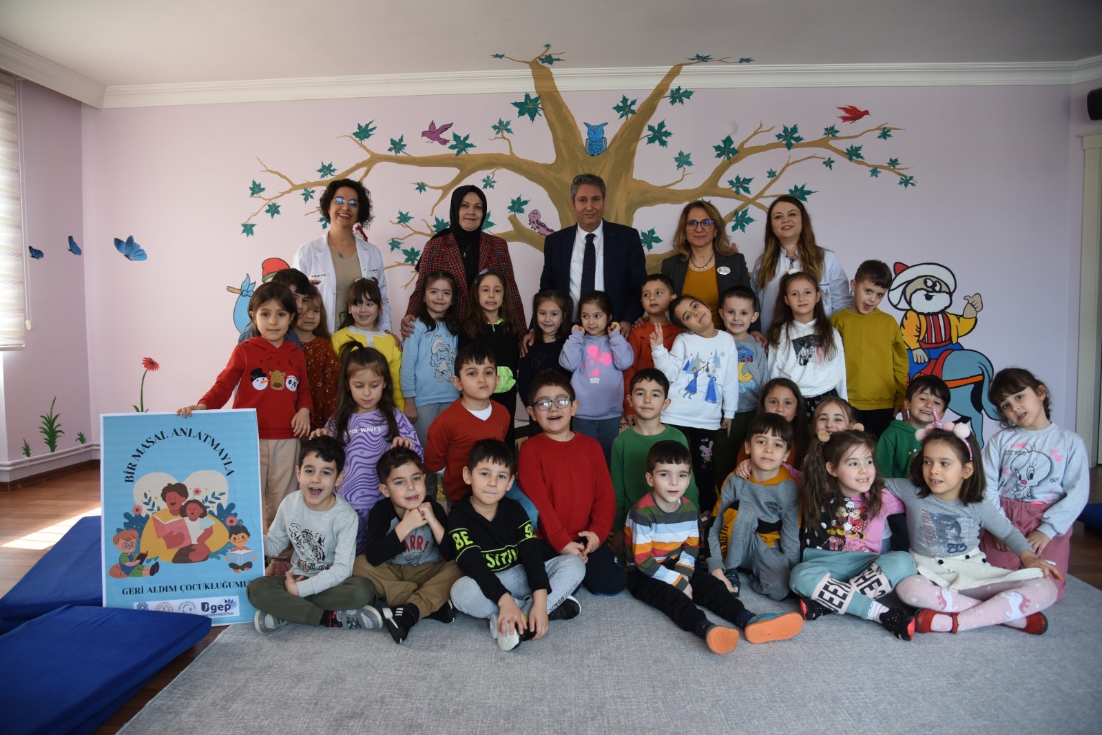 Bir Masal Anlatmayla Geri Aldım Çocukluğumu Projesi