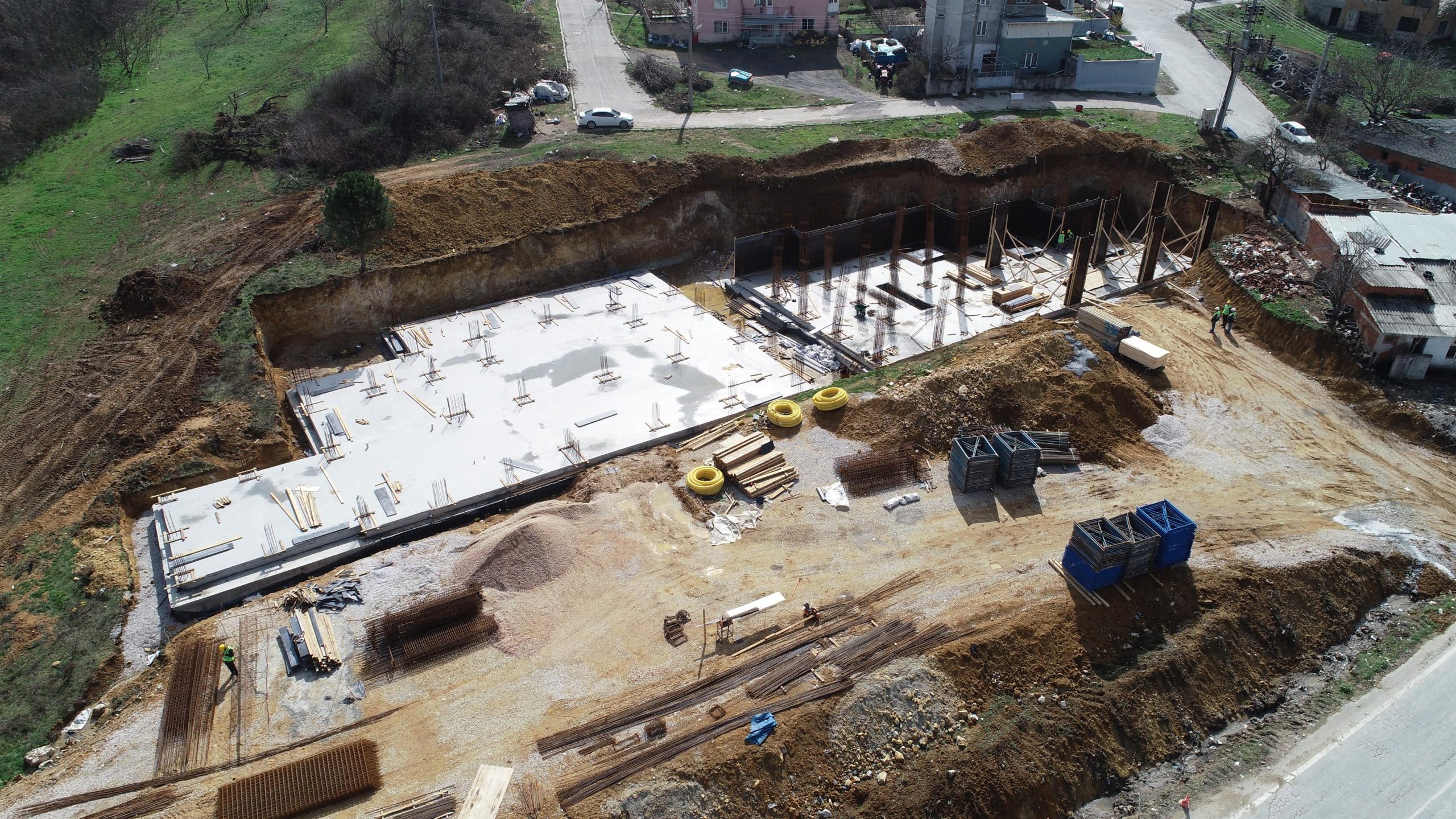 Balya’ da Otobüs Terminali Ve İtfaiye İstasyon Çalışmaları Devam Ediyor