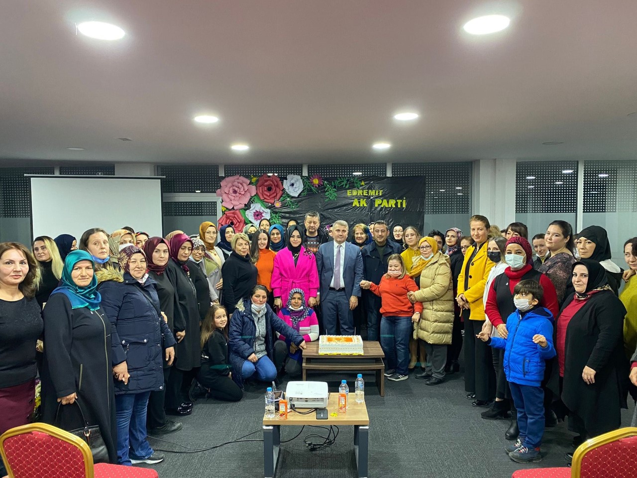 Milletvekili Mustafa Canbey; “Kadına Yönelik Şiddetle Mücadelemizi Sıfır Tolerans İlkesiyle Sürdürüyoruz.”