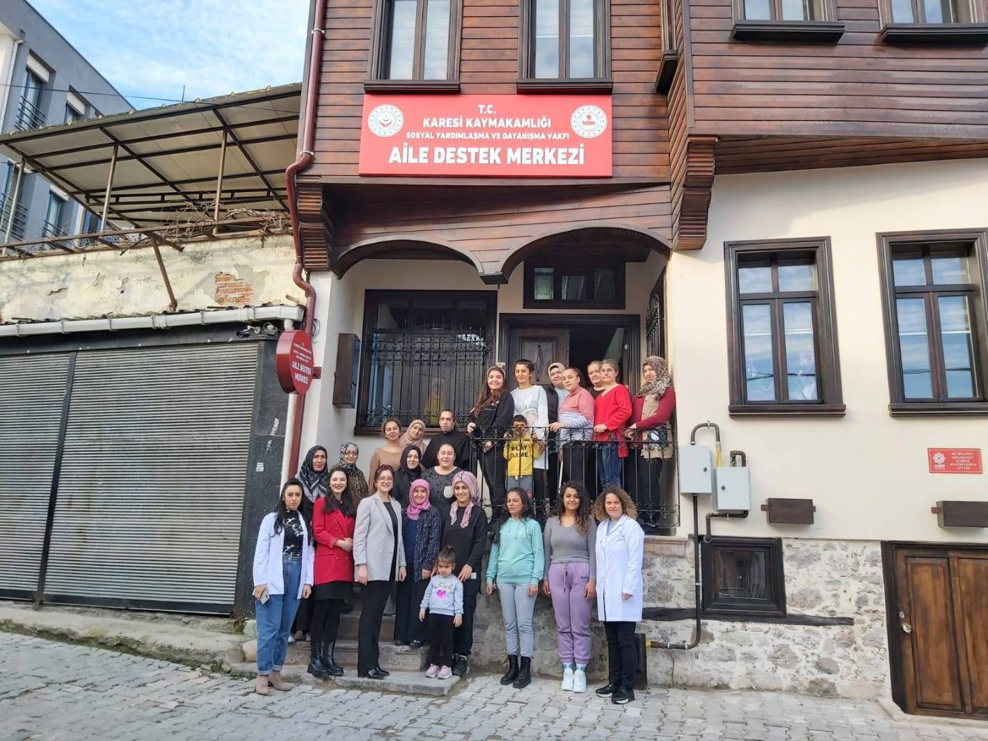 Balıkesir Ve İlçelerinde Aile Destek Merkezi Hizmete Başladı