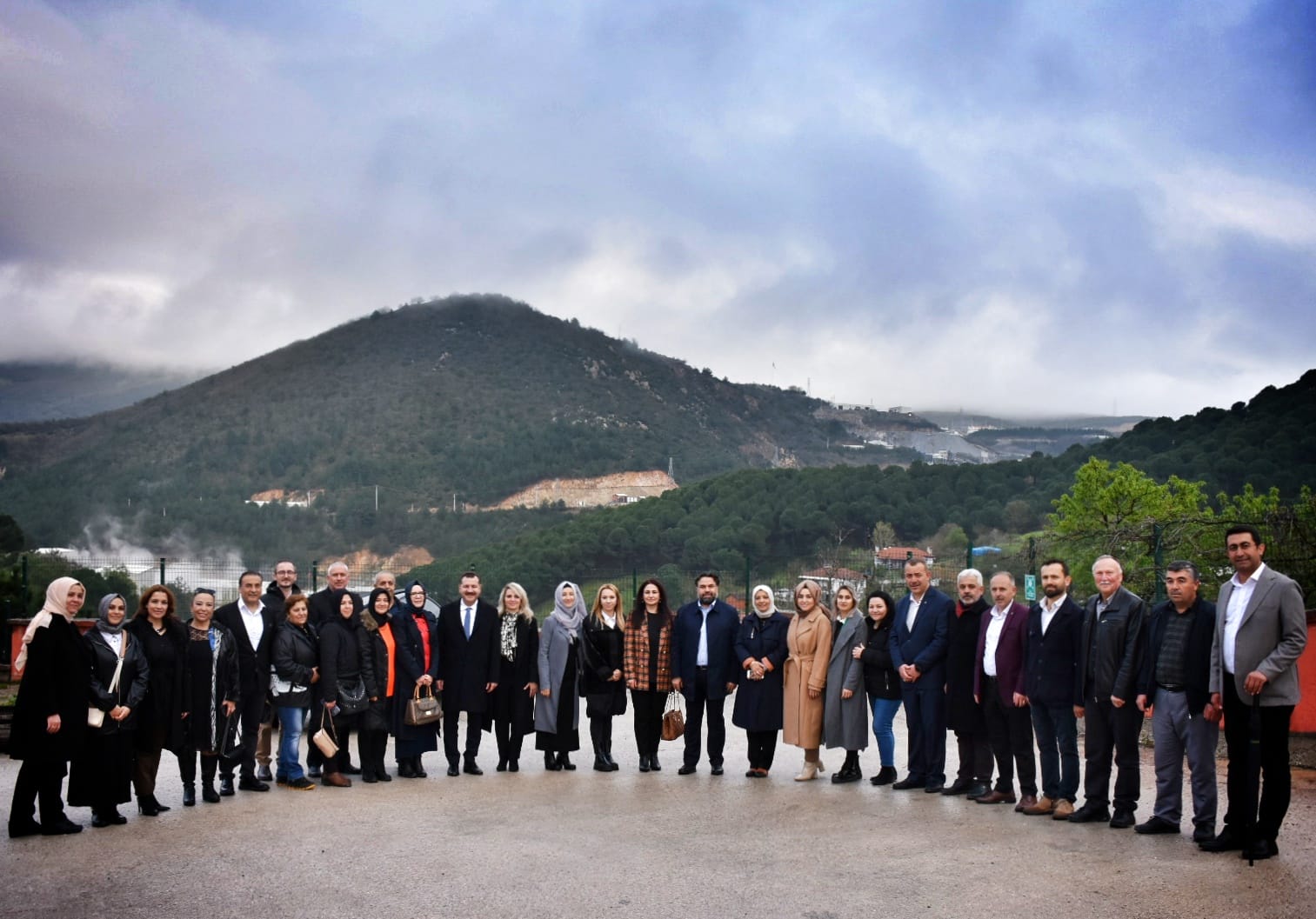 AK PARTİ Balya’da Büyük Bir Coşkuyla Karşılandı