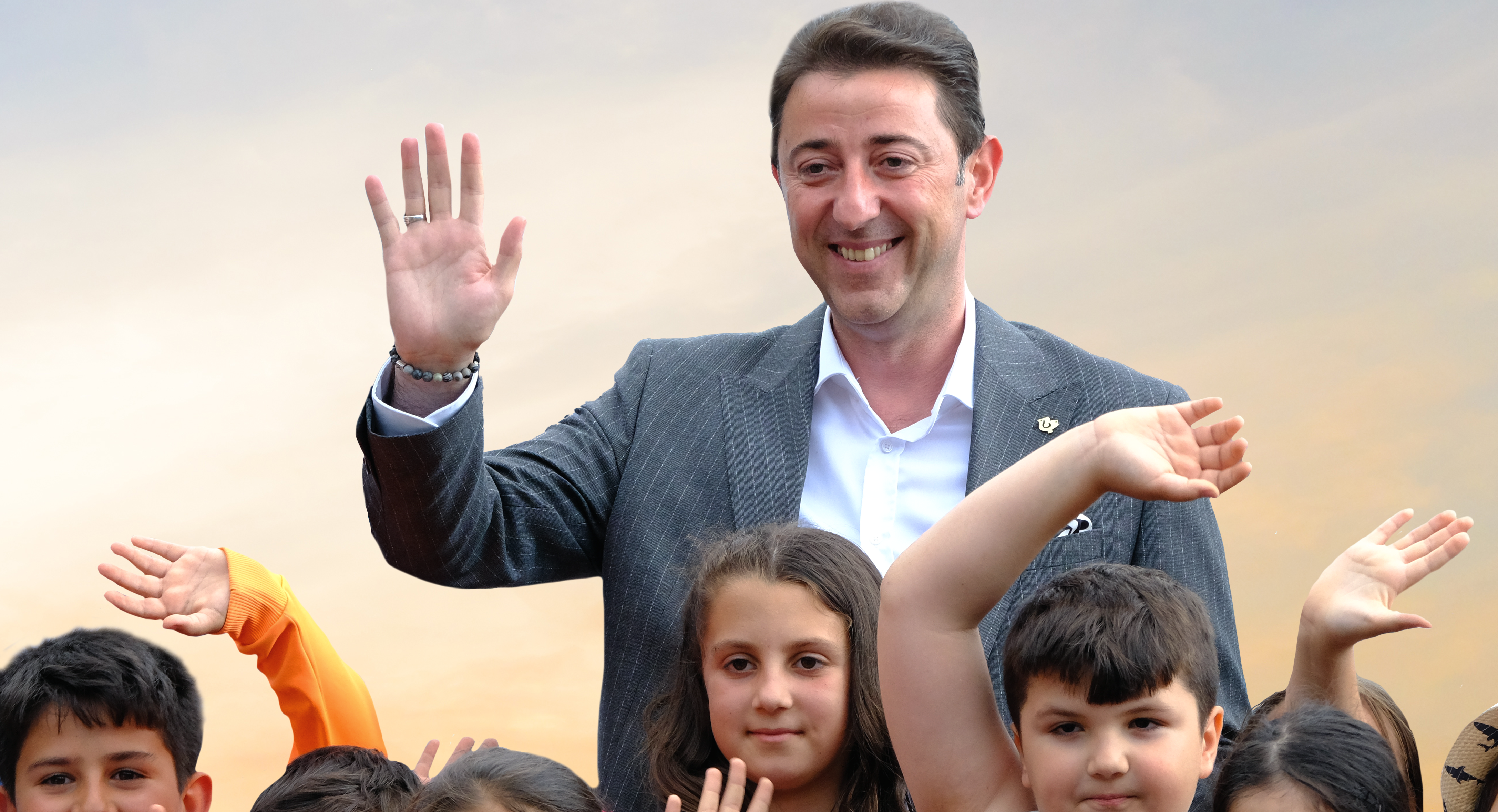 Başkan Tosun’dan 23 Nisan Ulusal egemenlik Ve Çocuk Bayramı Mesajı