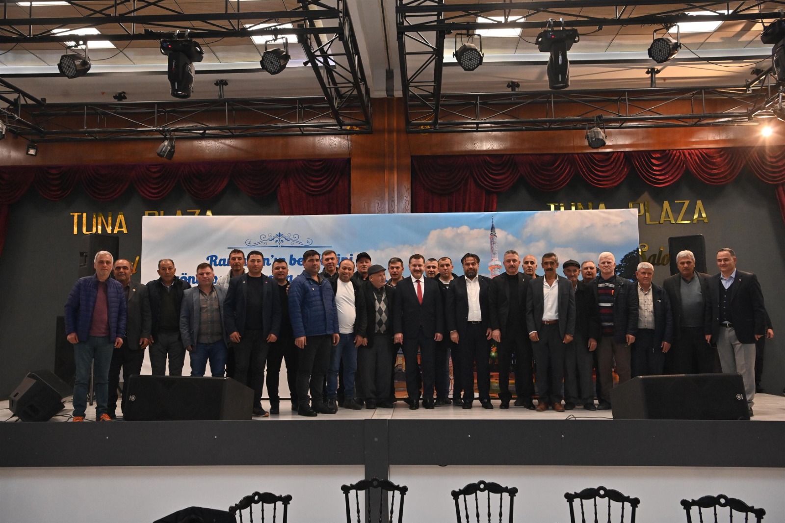 Başkan Yılmaz Muhtarlarla Gönül Sofralarında Buluştu