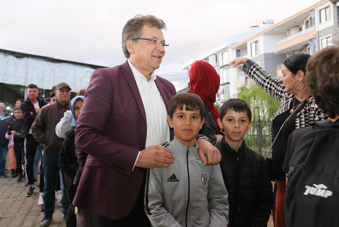 Edremit Belediyesi’nden İftar Yemeği