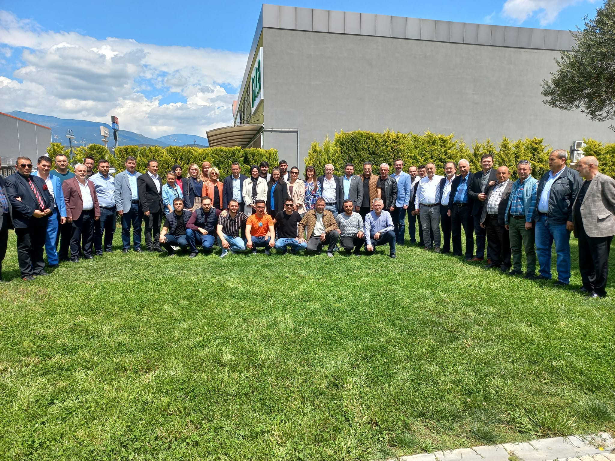 Belgin Uygur Seçime Son 10 Gün Kala Yine Edremit’te