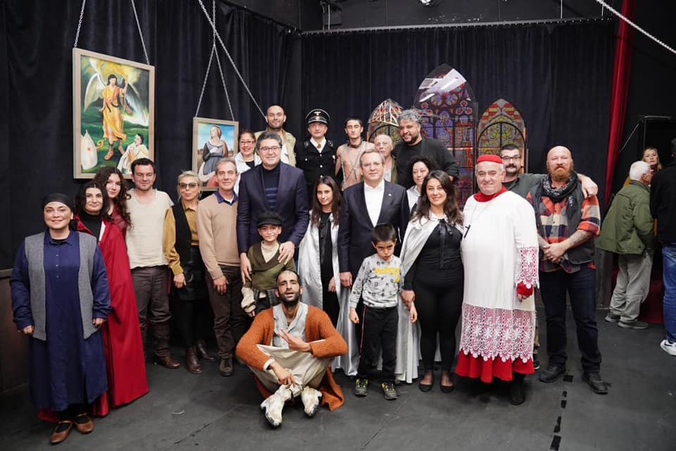 Başarılı, Tiyatro, Yönetmen, Oyun Ve Oyuncuları Belirlendi