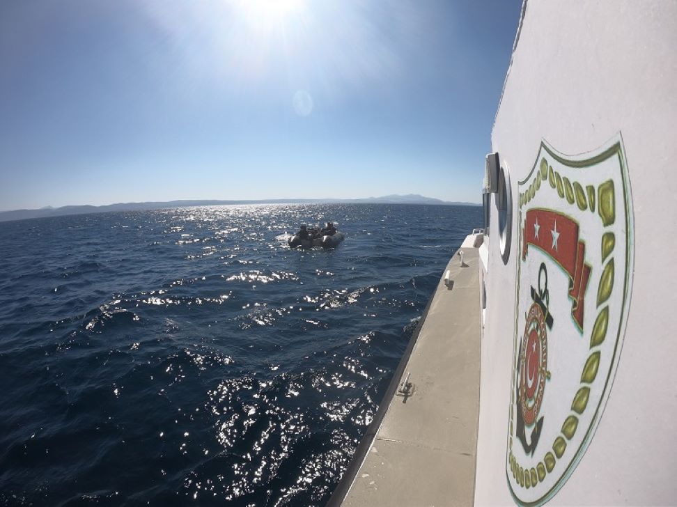 Göçmenler Ayvalık açıklarında yakalandı