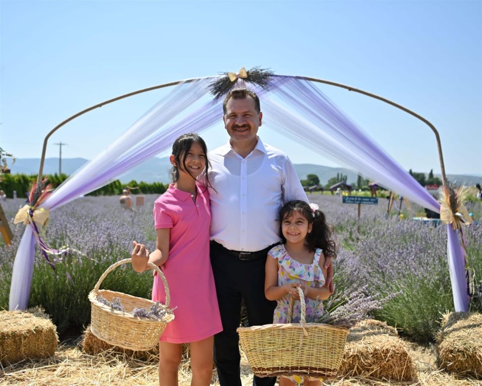 Başkan Yılmaz BAÇEM’de hasat yaptı