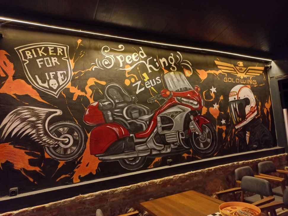 Güre Kordonda Vincent Torgue Cafe Motorsiklet Sevdalılarını Bekliyor