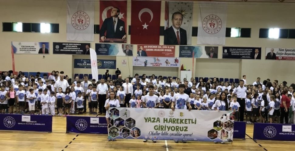 Kaymakam Memiş yaz spor okulları açılış töreninde