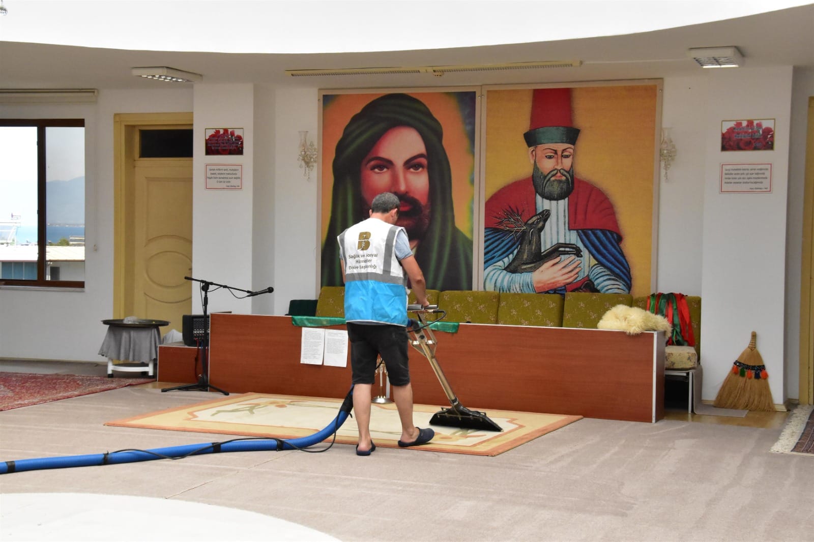 Büyükşehir’den cami ve cemevi temizliği