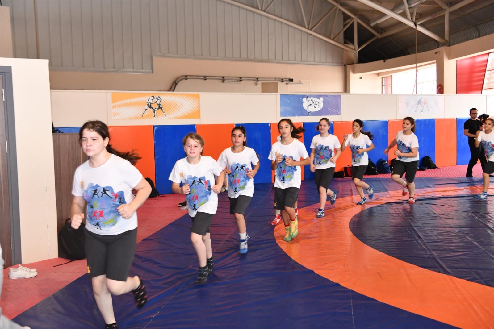 Gençler yazı hareketli geçiriyor