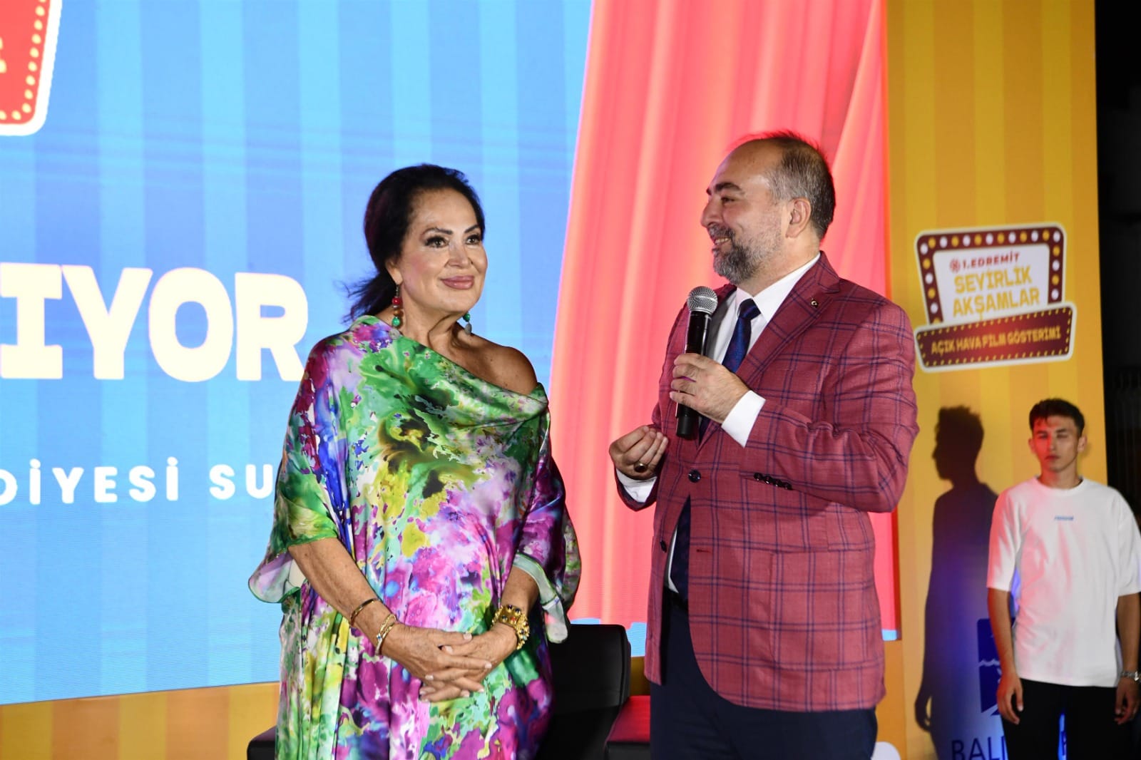 Türkan Şoray, Balıkesir Körfez Halkı ile buluştu