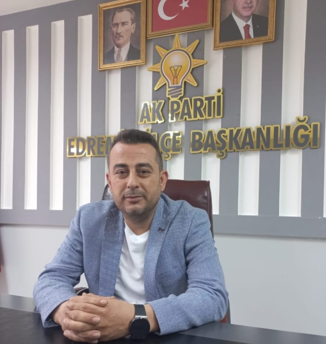 AK Parti Edremit İlçe Başkanı Umutlu, 30 Ağustos Zafer Bayramını Kutladı