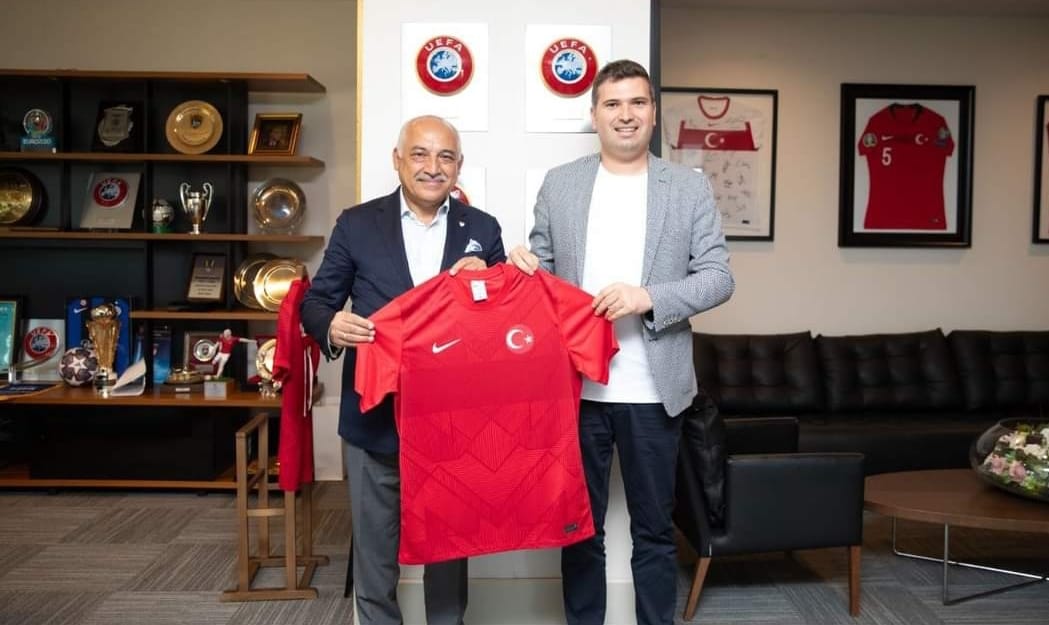 TAYFUN CANLI’DAN TFF BAŞKANI BÜYÜKEKŞİ’YE ZİYARET