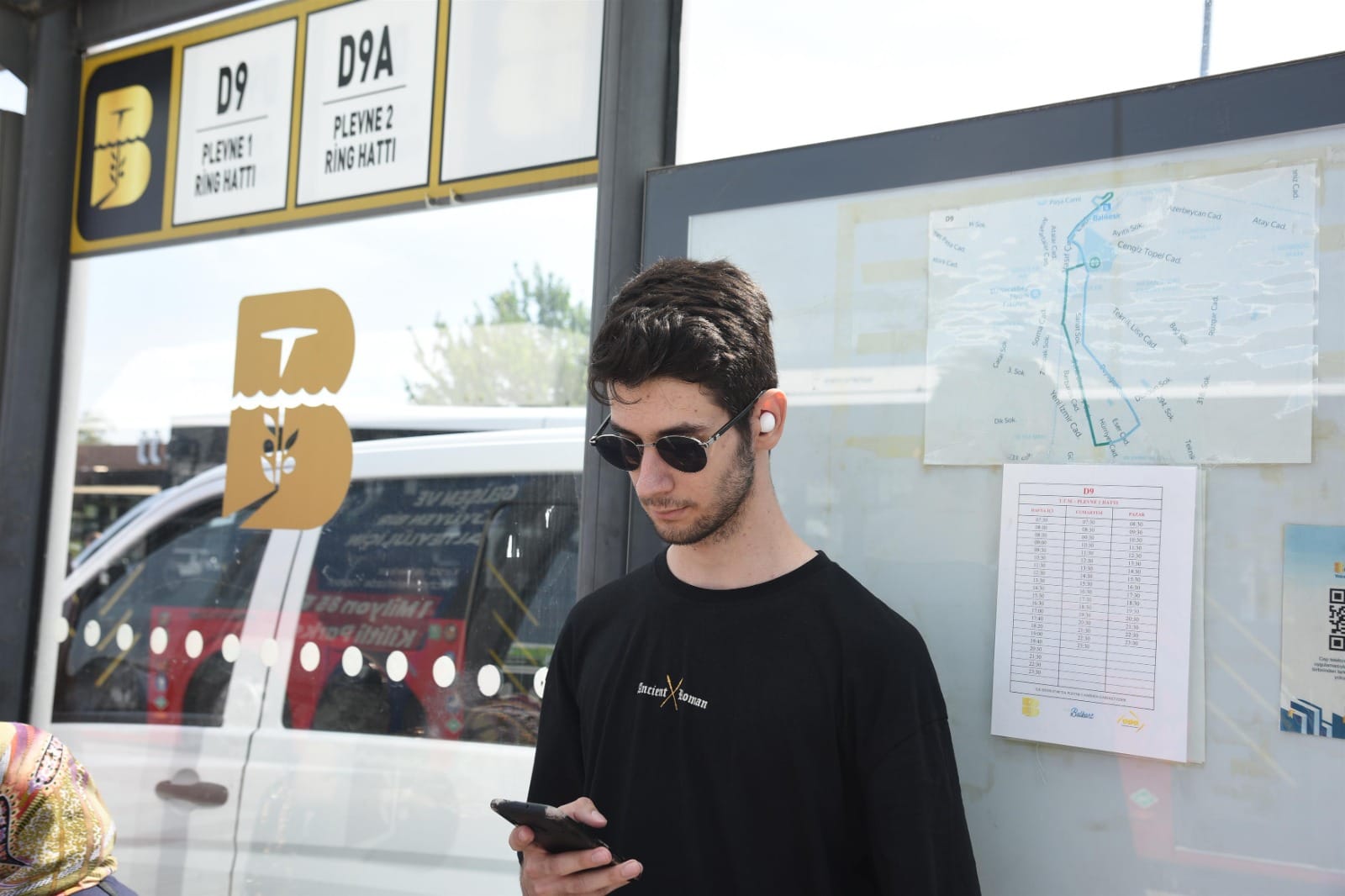 200 otobüste, 47 noktada ücretsiz internet