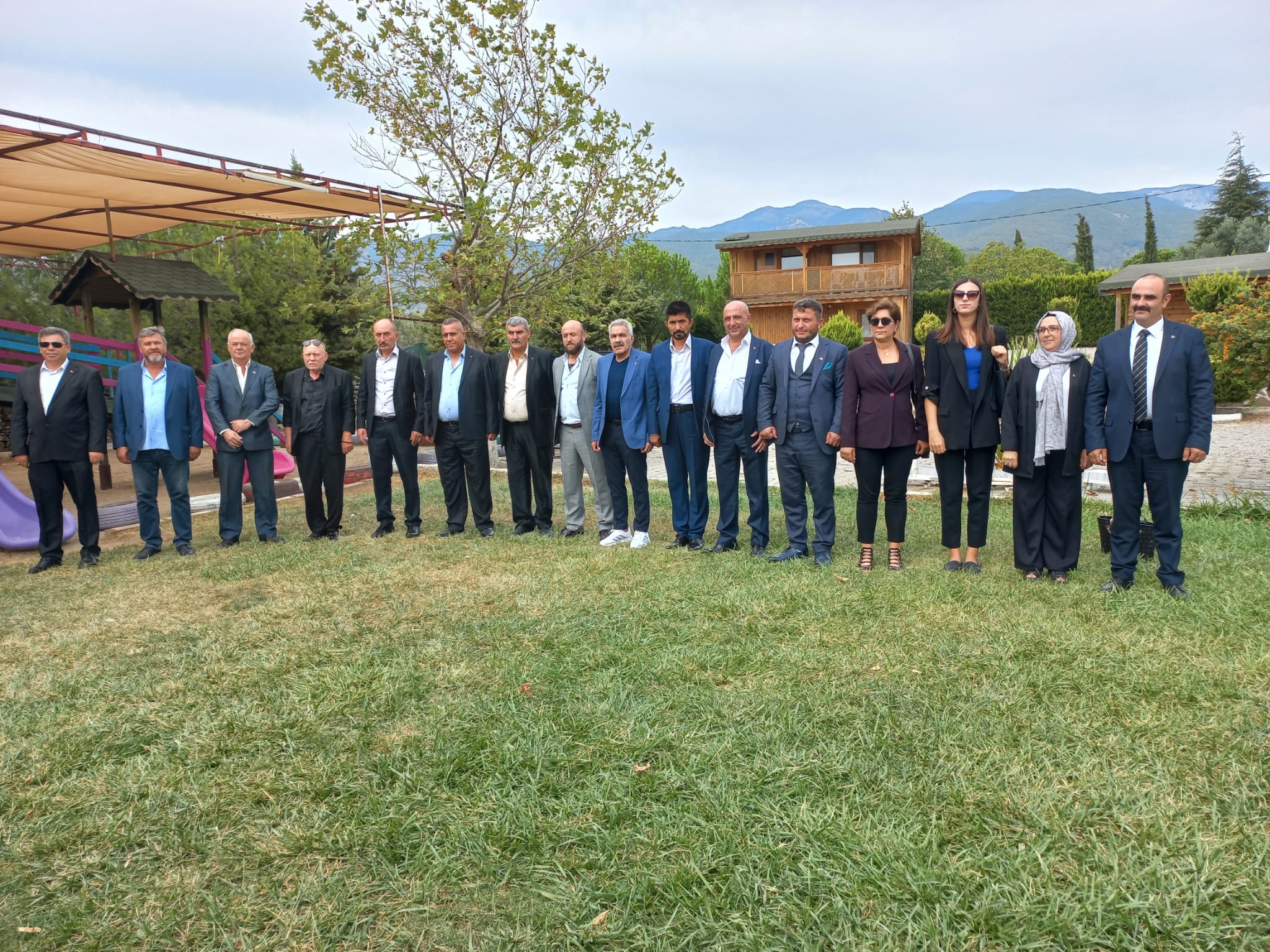 MHP İlçe Başkanı Selcan: Edremit’te Tarih Yazacağız