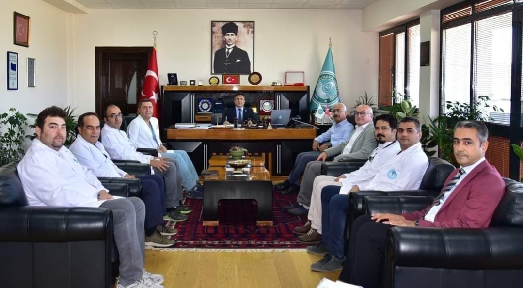 Üniversite Hastanesinde Başhekim Teslim Töreni Gerçekleştirildi