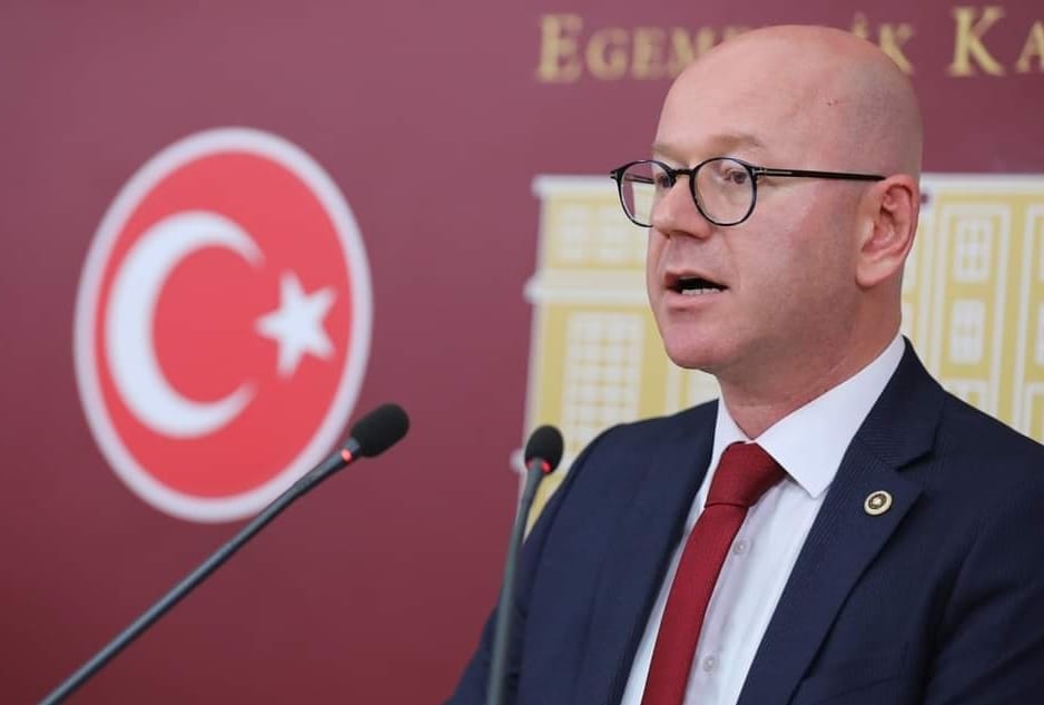 CHP BALIKESİR MİLLETVEKİLİ SERKAN SARI:AYDINLANMA DEVRİMİMİZ CUMHURİYETİMİZİN 100. YILI KUTLU OLSUN