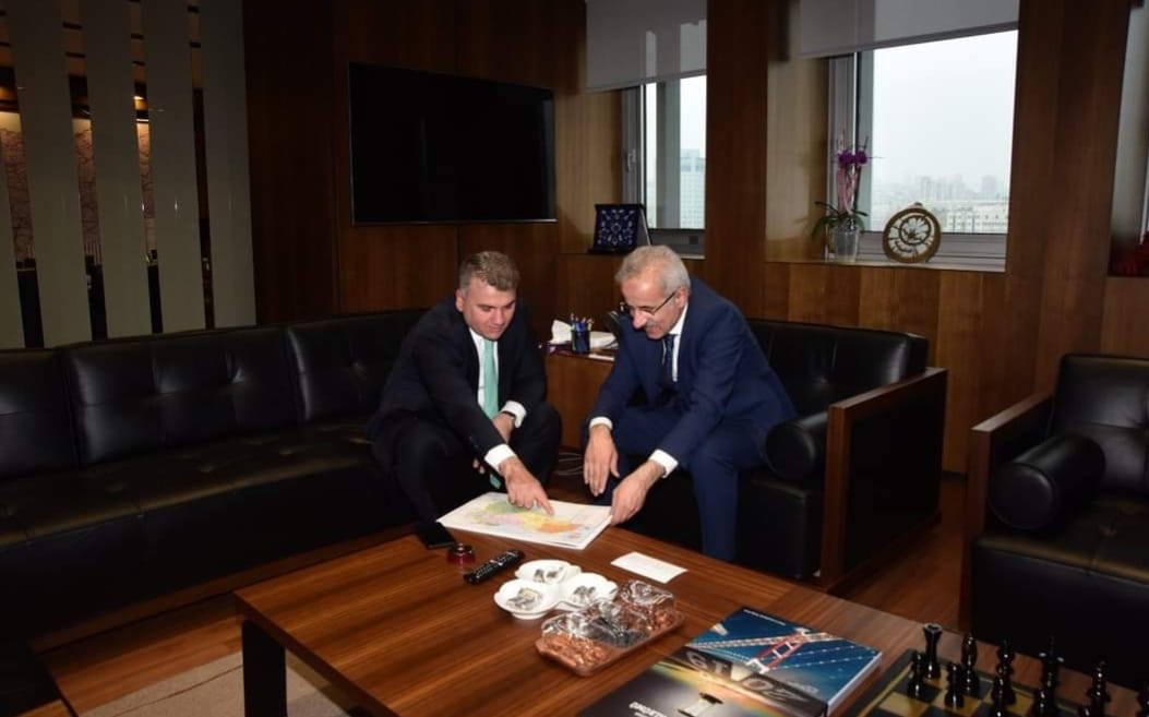 CANBEY; “TARIM ŞEHRİ BALIKESİR’İMİZİN VERİMLİ TOPRAKLARINI SU İLE BULUŞTURMAYA DEVAM EDİYORUZ”