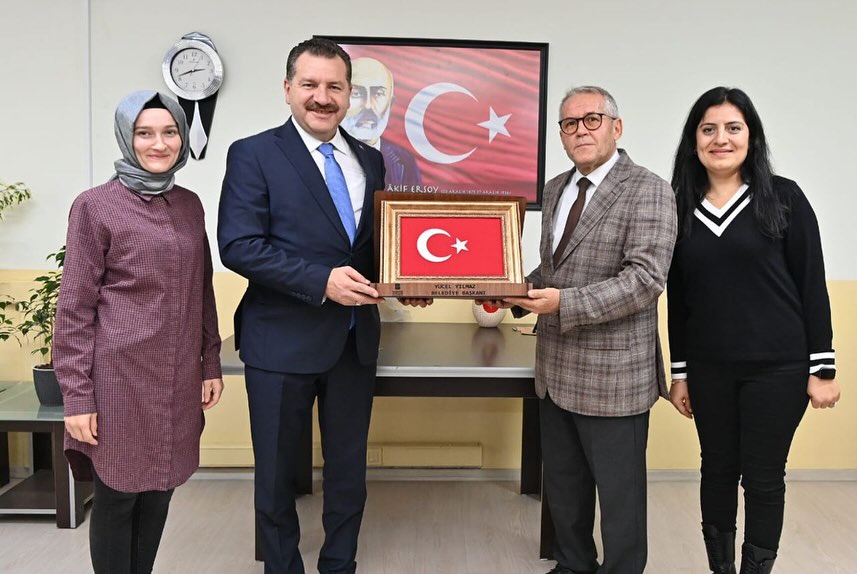 Eğitim Şehri Olma Yolculuğunda Balıkesir’e Destekler Sürüyor