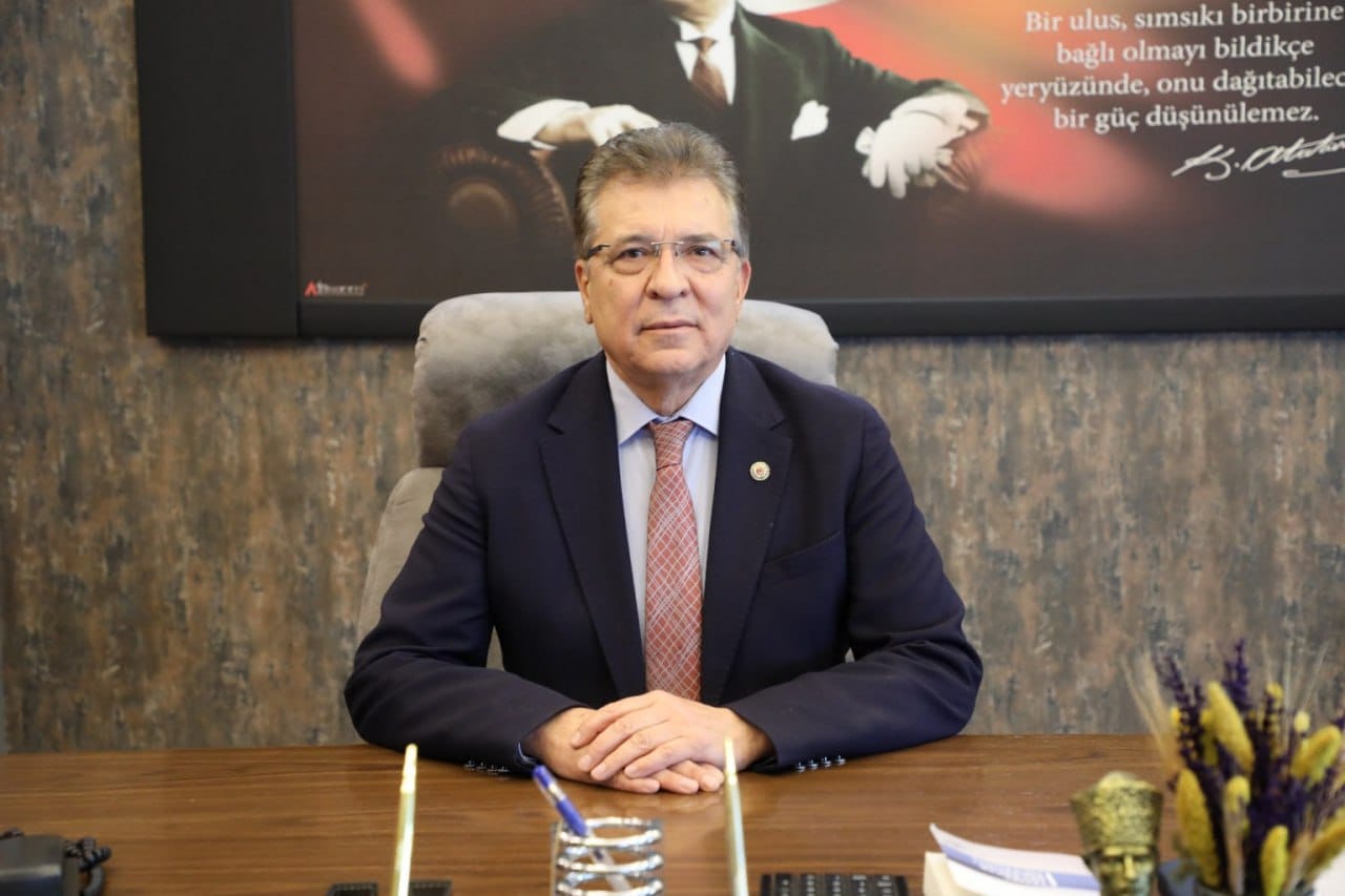 Edremit Belediye Başkanı Selman Hasan Arslan’dan yeni yıl mesajı