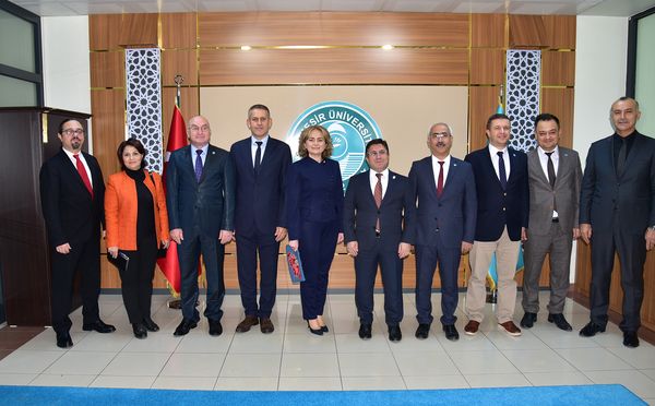 BALIKESİR’DE, ŞEHRİN KÜLTÜR YAŞANTISINDA İZ BIRAKACAK YENİ BİR EĞİTİM VE SANAT PROJESİ HAYATA GEÇİRİLİYOR