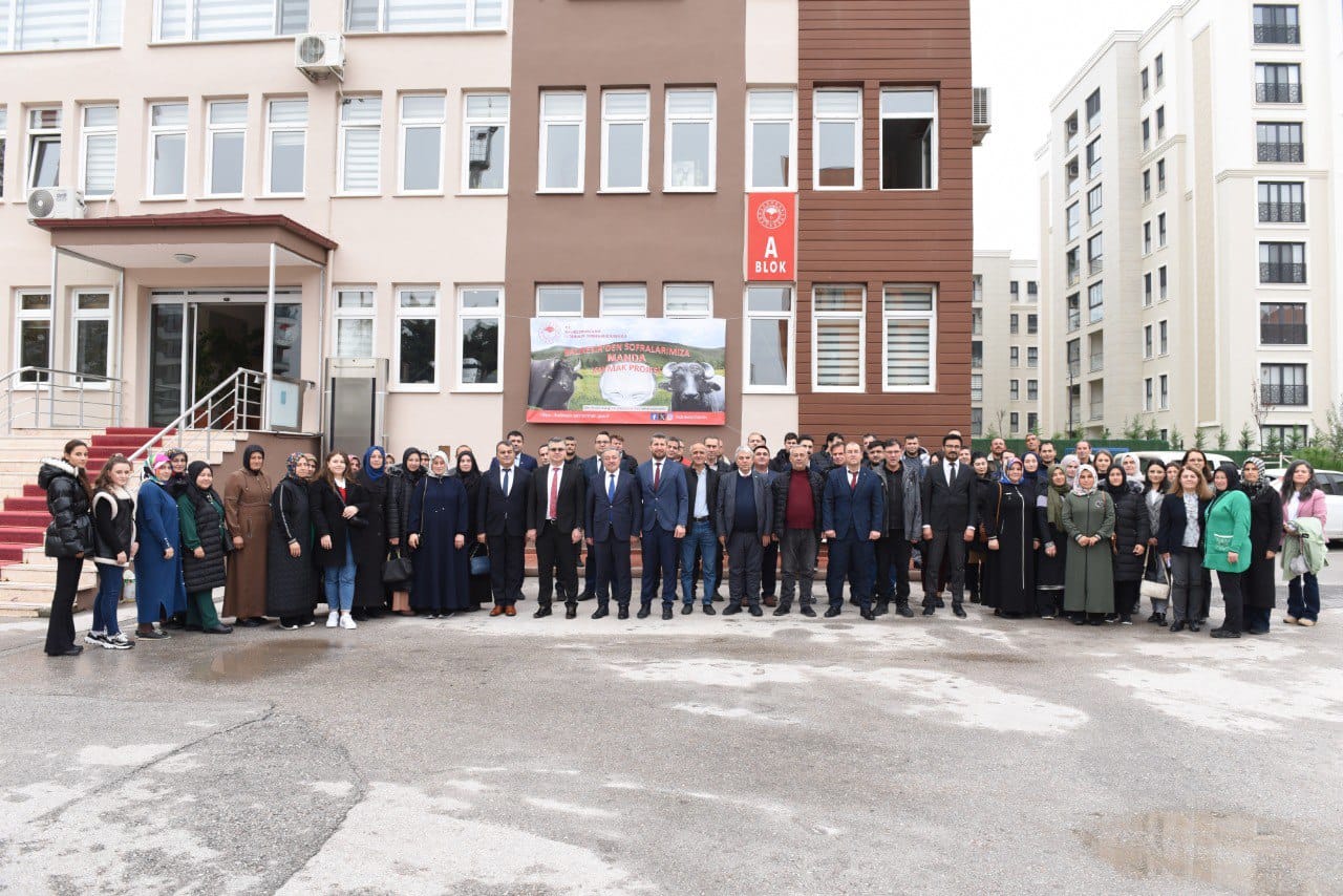 Balıkesir’den Sofralara Manda Kaymağı